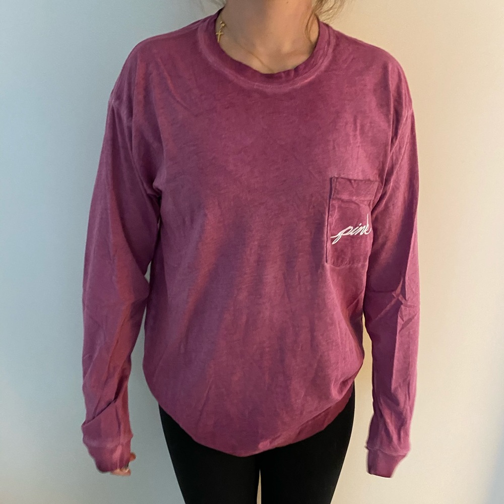 VS Pink longsleeve T